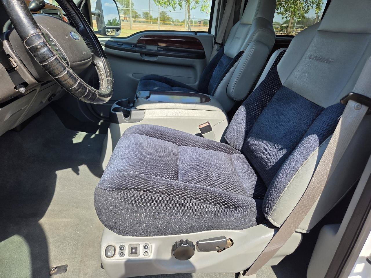 Used 2006 Ford F350 King Ranch AWD/4WD image 11
