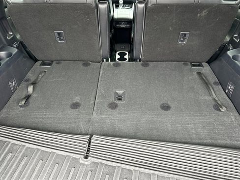 Used 2022 Toyota Highlander XSE image 19