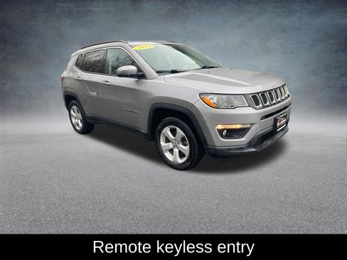 Used 2019 Jeep Compass Latitude AWD/4WD image 9