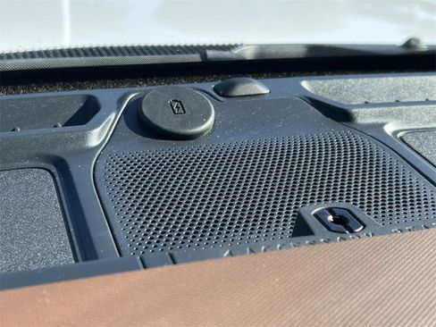 Used 2024 Ford Bronco Outer Banks image 29