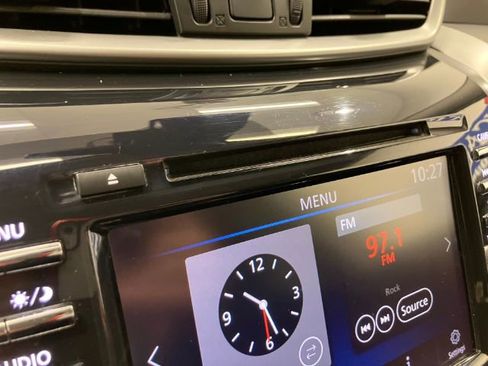 Used 2020 Nissan Murano SV image 27