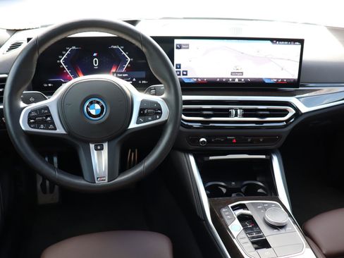 Certified 2024 BMW i4 eDrive40 w/ M Sport Package image 9