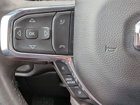 Used 2025 RAM 1500 Laramie image 25
