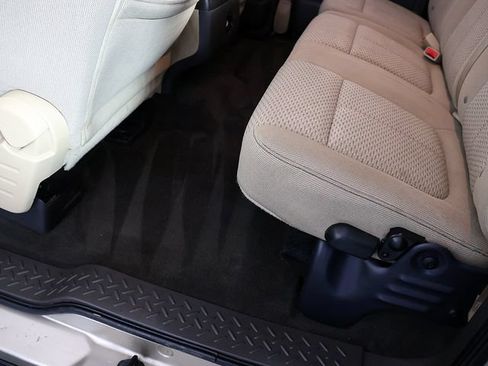 Used 2013 Ford F150 XLT w/ Mid Equipment Group RWD image 27