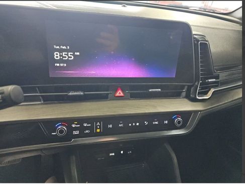 Certified 2023 Kia Sportage X-Line w/ X-Line Premium Package image 4