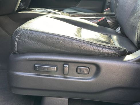 Used 2021 Honda Pilot Elite image 32