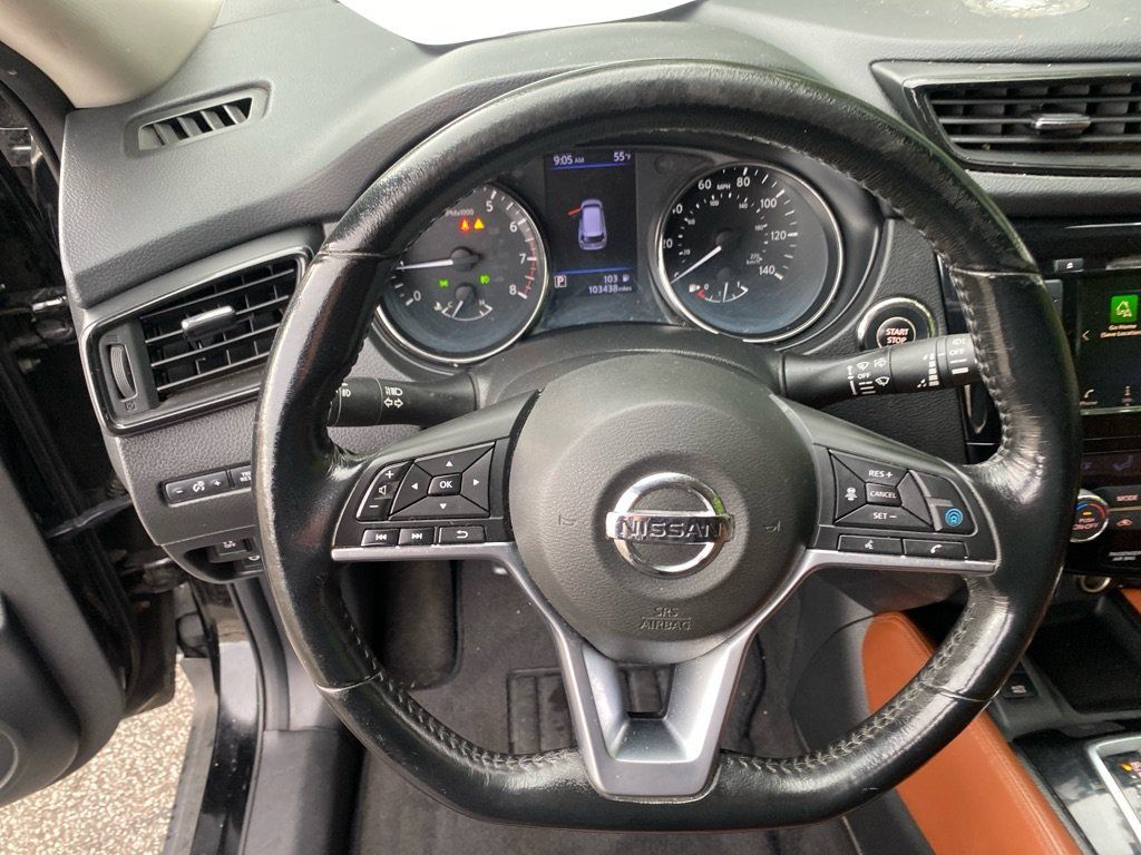 Used 2018 Nissan Rogue SL w/ Premium Package AWD/4WD image 13