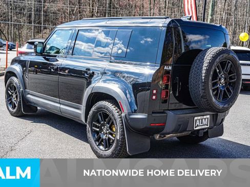 Used 2022 Land Rover Defender 110 S image 4