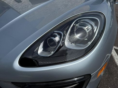Used 2015 Porsche Macan S AWD/4WD image 10