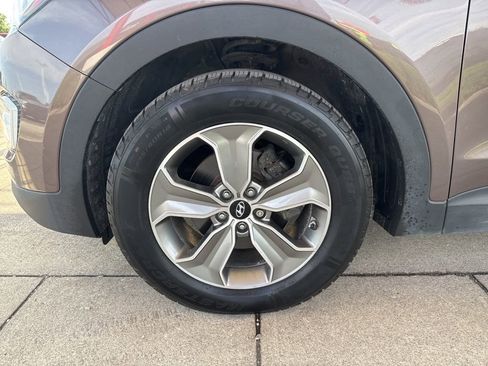 Used 2014 Hyundai Santa Fe GLS image 42
