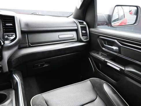 Used 2024 RAM 1500 Laramie RWD image 14