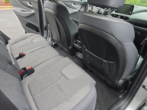 Used 2021 Hyundai Santa Fe SEL AWD/4WD image 11