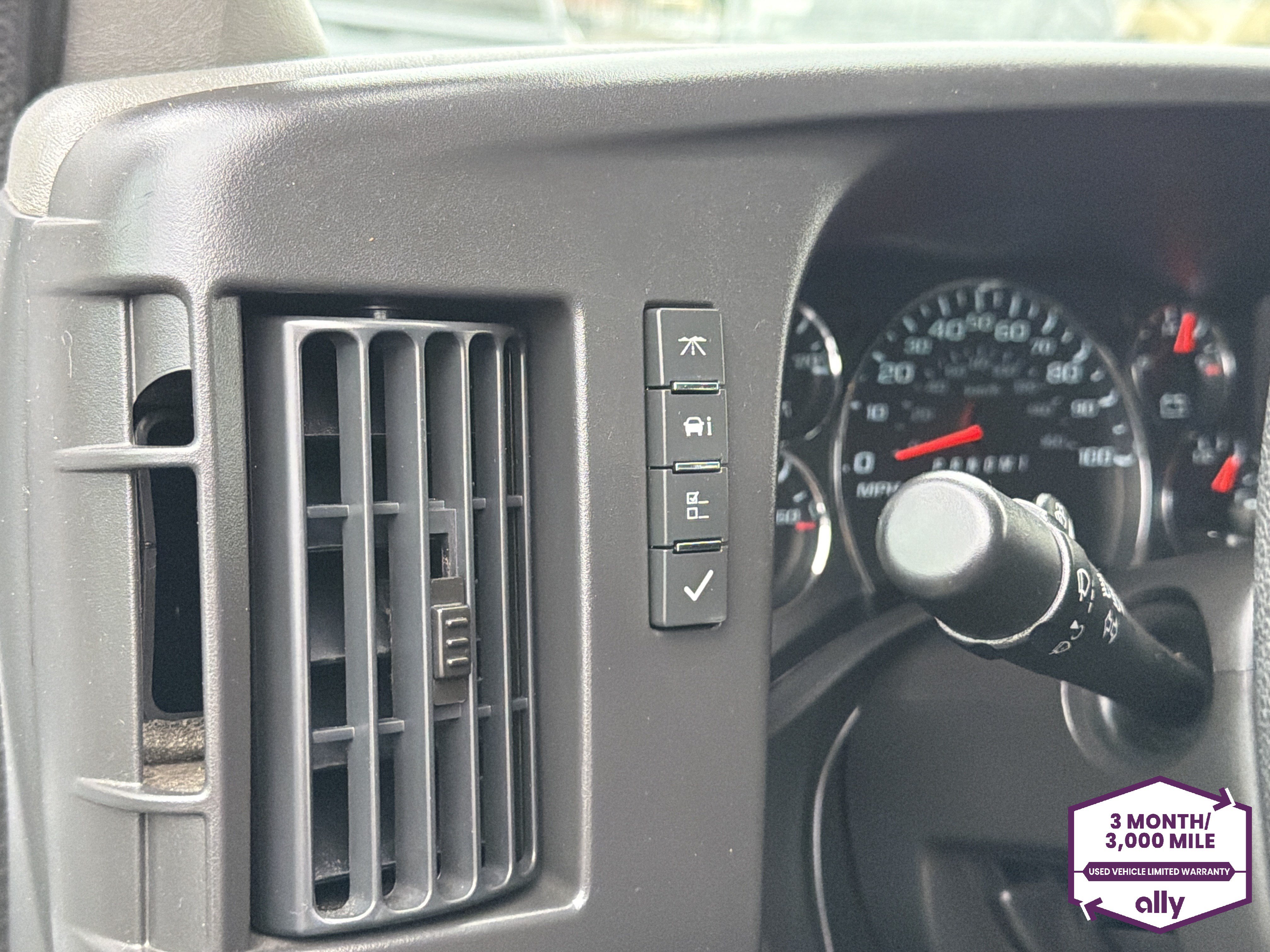Used 2025 Chevrolet Express 2500 w/ Driver Convenience Package RWD image 12