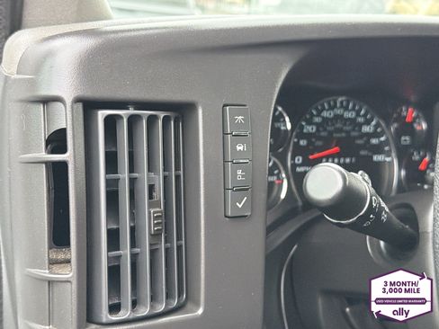 Used 2025 Chevrolet Express 2500 w/ Driver Convenience Package RWD image 12