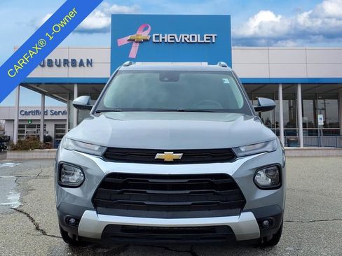 Used 2023 Chevrolet TrailBlazer LT image 2