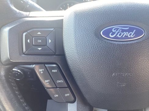 Used 2018 Ford F150 XLT w/ Equipment Group 302A Luxury AWD/4WD image 18