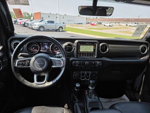 Used 2021 Jeep Wrangler Unlimited Sahara image 4