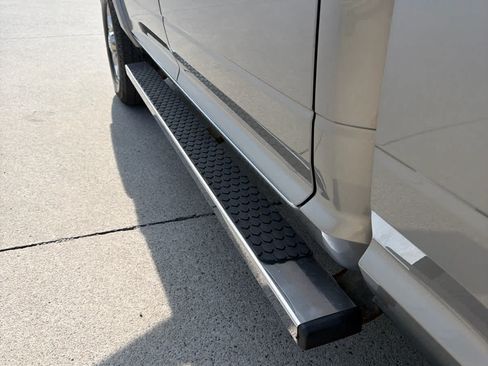 Used 2022 RAM 2500 Laramie AWD/4WD image 10