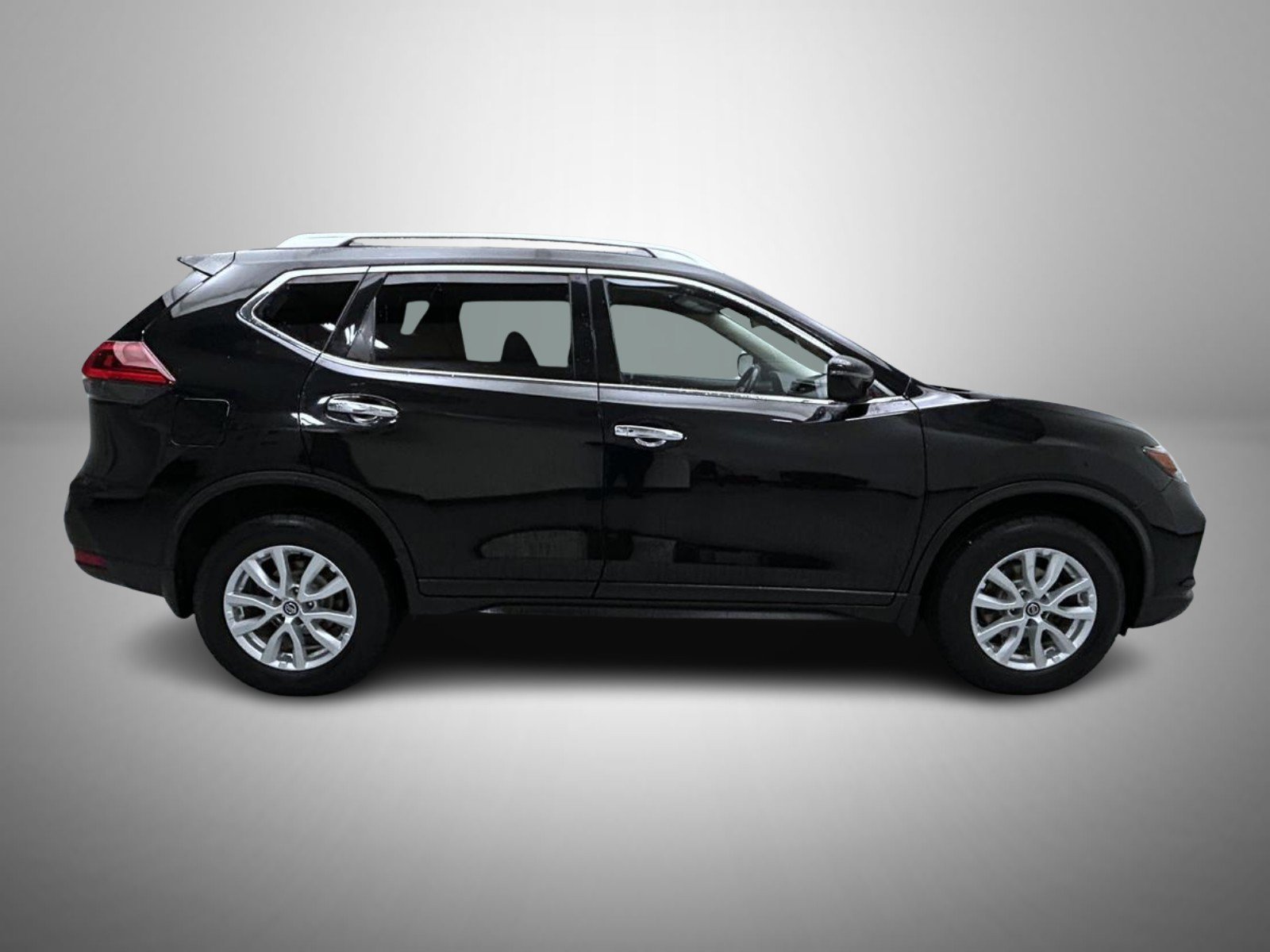 Used 2018 Nissan Rogue SV AWD/4WD image 4
