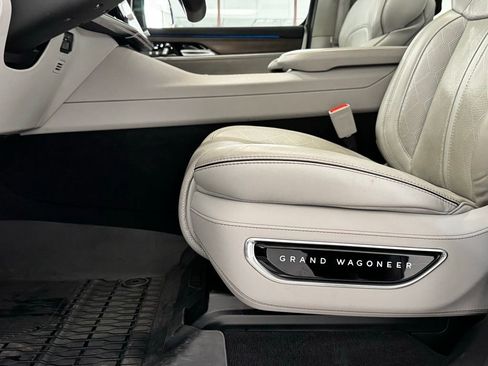 Certified 2023 Jeep Grand Wagoneer Series II w/ Convenience Group III image 13