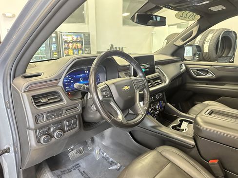 Used 2022 Chevrolet Tahoe LT w/ LT Signature Package image 23