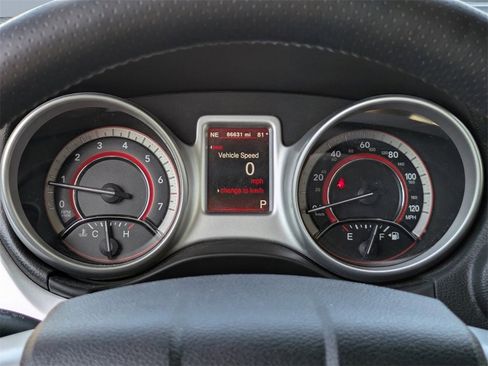 Used 2017 Dodge Journey GT image 30