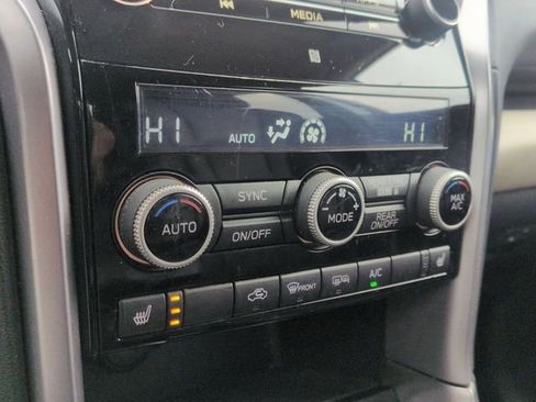 Used 2019 Subaru Ascent Limited image 20