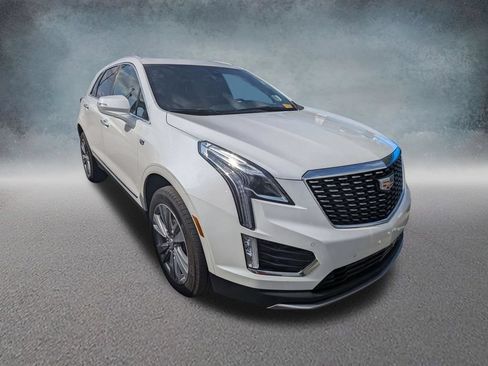 Certified 2024 Cadillac XT5 Premium Luxury FWD image 13