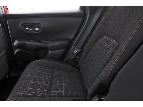 Used 2023 Honda HR-V Sport image 14