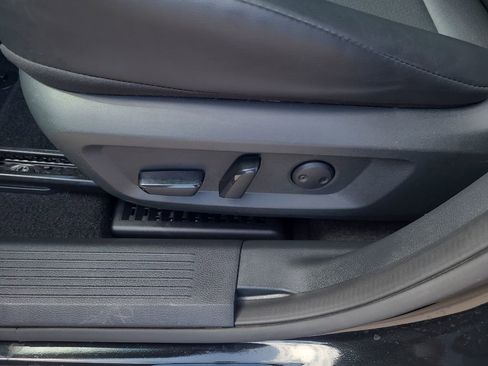 Certified 2024 Nissan Rogue SV w/ SV Premium Package FWD image 20