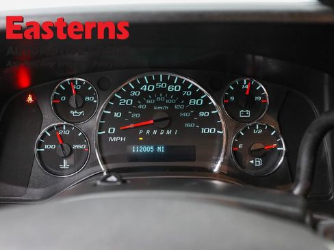 Used 2018 Chevrolet Express 2500 w/ Driver Convenience Package RWD image 18