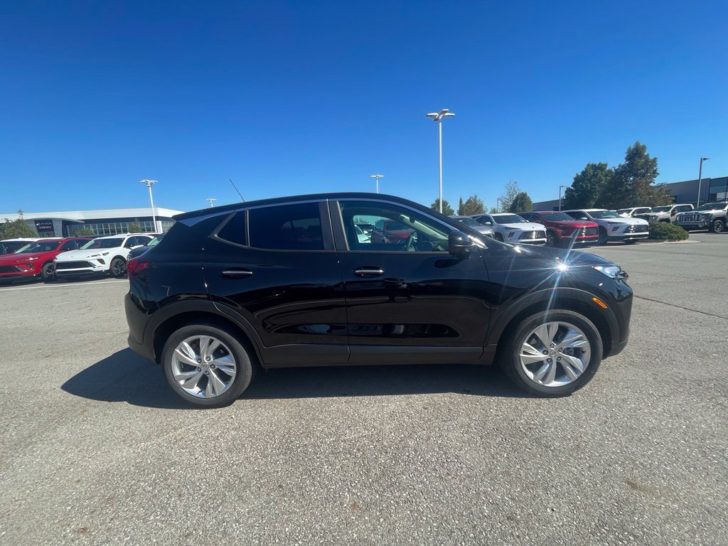 Used 2026 Buick Encore GX Preferred w/ Comfort Package FWD image 5
