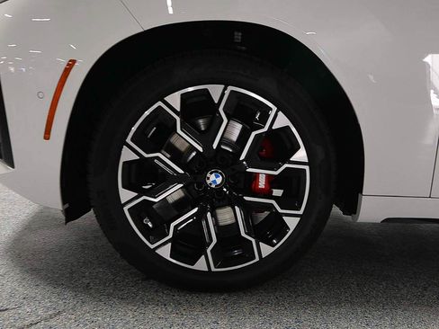 Used 2026 BMW X3 xDrive30i w/ Premium Package AWD/4WD image 5