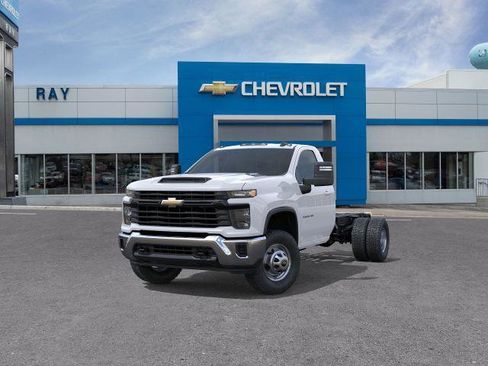 New 2025 Chevrolet Silverado 3500 W/T w/ WT Convenience Package image 8