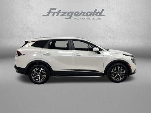 Used 2023 Kia Sportage EX image 7