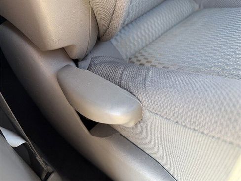 Used 2014 Toyota Tacoma PreRunner image 28