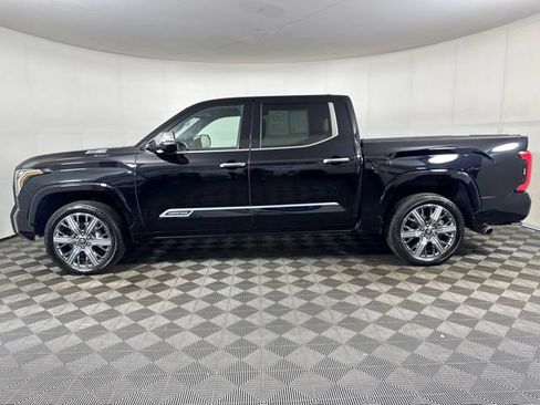 Used 2025 Toyota Tundra Capstone AWD/4WD image 7