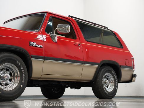 Used 1992 Dodge Ramcharger LE image 21