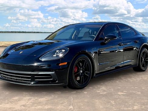 Used 2019 Porsche Panamera RWD image 1