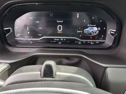 Used 2024 GMC Yukon Denali Ultimate AWD/4WD image 23