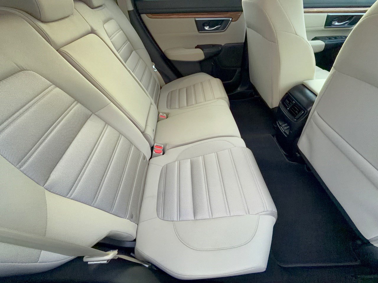 Used 2019 Honda CR-V EX image 29