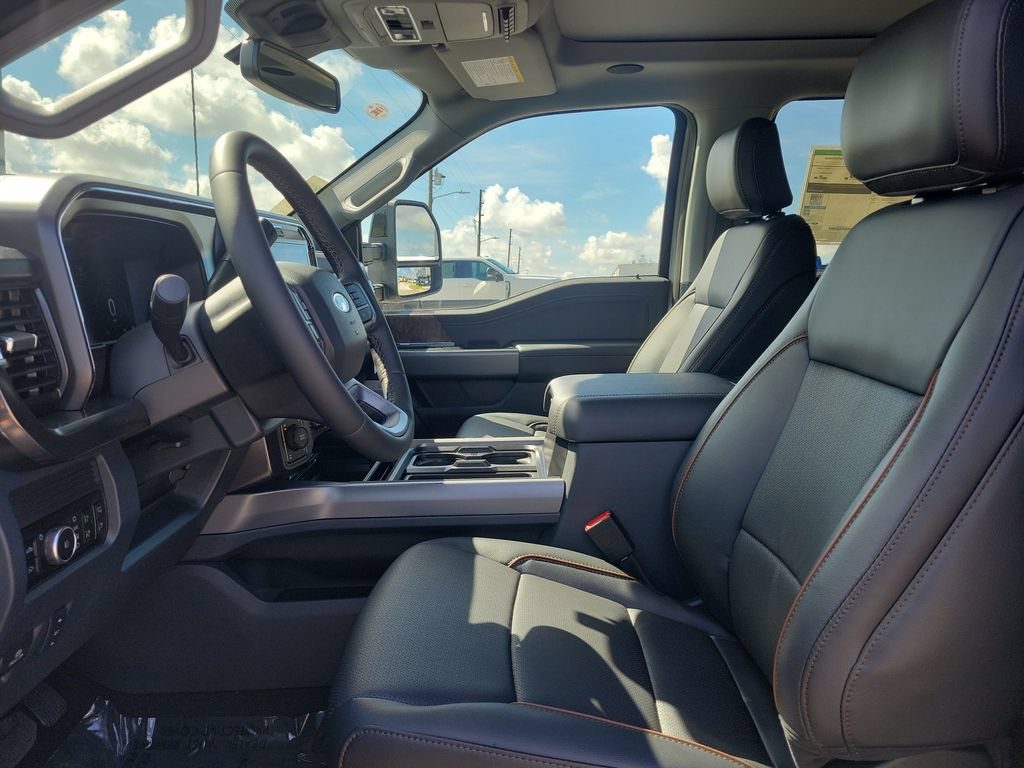 New 2026 Ford F350 Lariat w/ Black Appearance Package AWD/4WD image 13