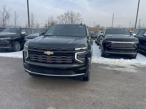 New 2026 Chevrolet Suburban High Country w/ Sun And Tow Package AWD/4WD image 2