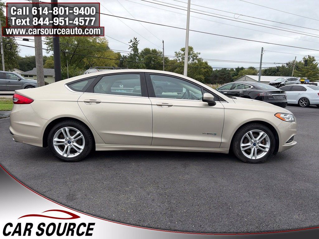 Used 2018 Ford Fusion S FWD image 4