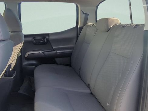 Used 2023 Toyota Tacoma SR5 AWD/4WD image 10