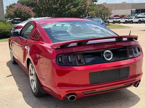 Used 2013 Ford Mustang GT Premium w/ GT Coupe Accessory Pkg 5 RWD image 4