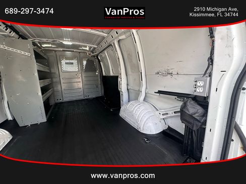 Used 2021 Chevrolet Express 2500 w/ Driver Convenience Package image 15