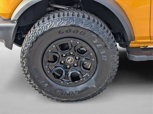 Used 2022 Ford Bronco Wildtrak image 24