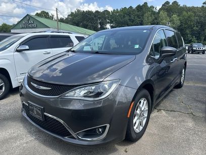 Used 2020 Chrysler Pacifica Touring