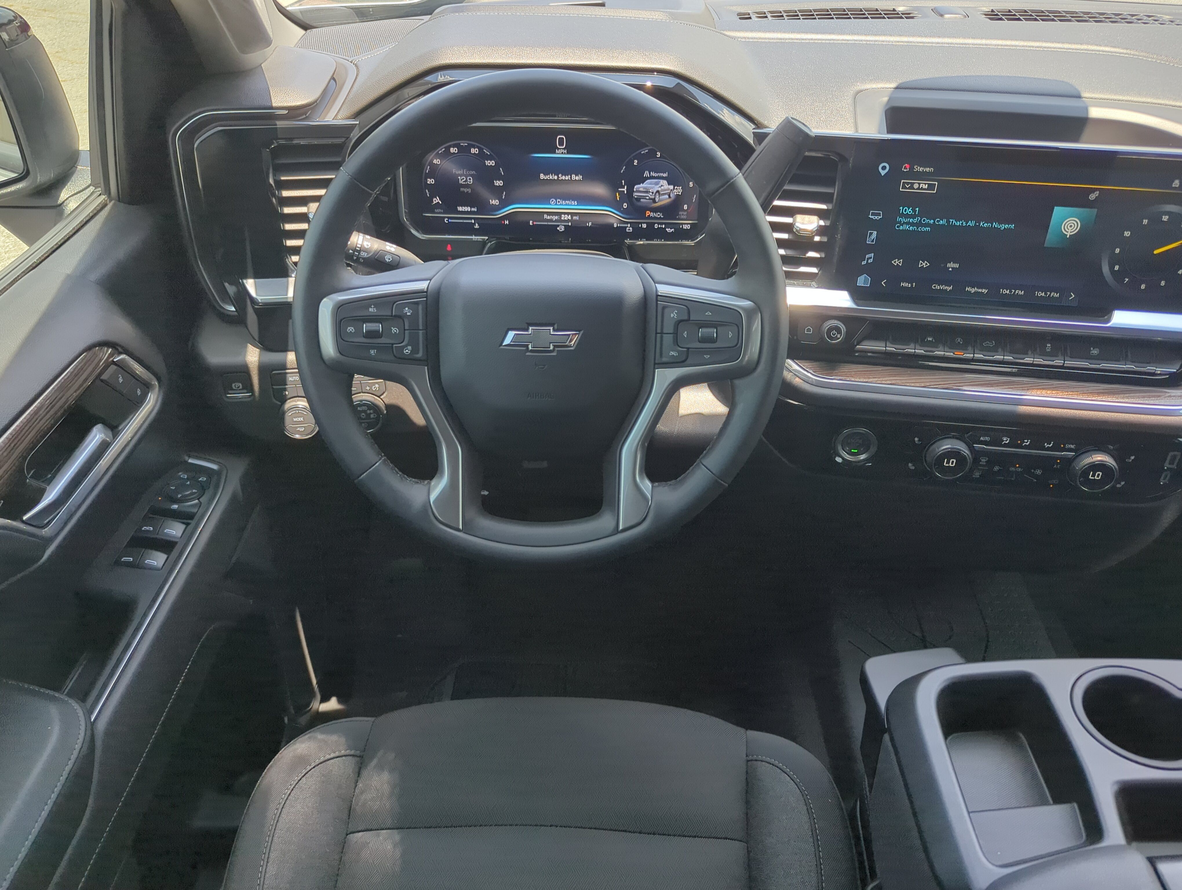 Used 2024 Chevrolet Silverado 1500 RST w/ Rally Edition AWD/4WD image 14